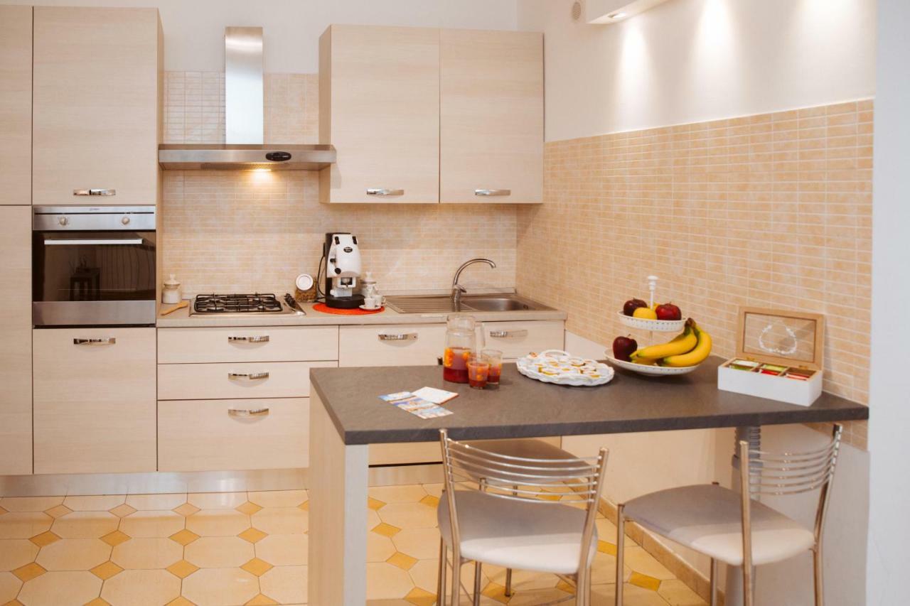 Dimoramuri B&B Catania Ngoại thất bức ảnh